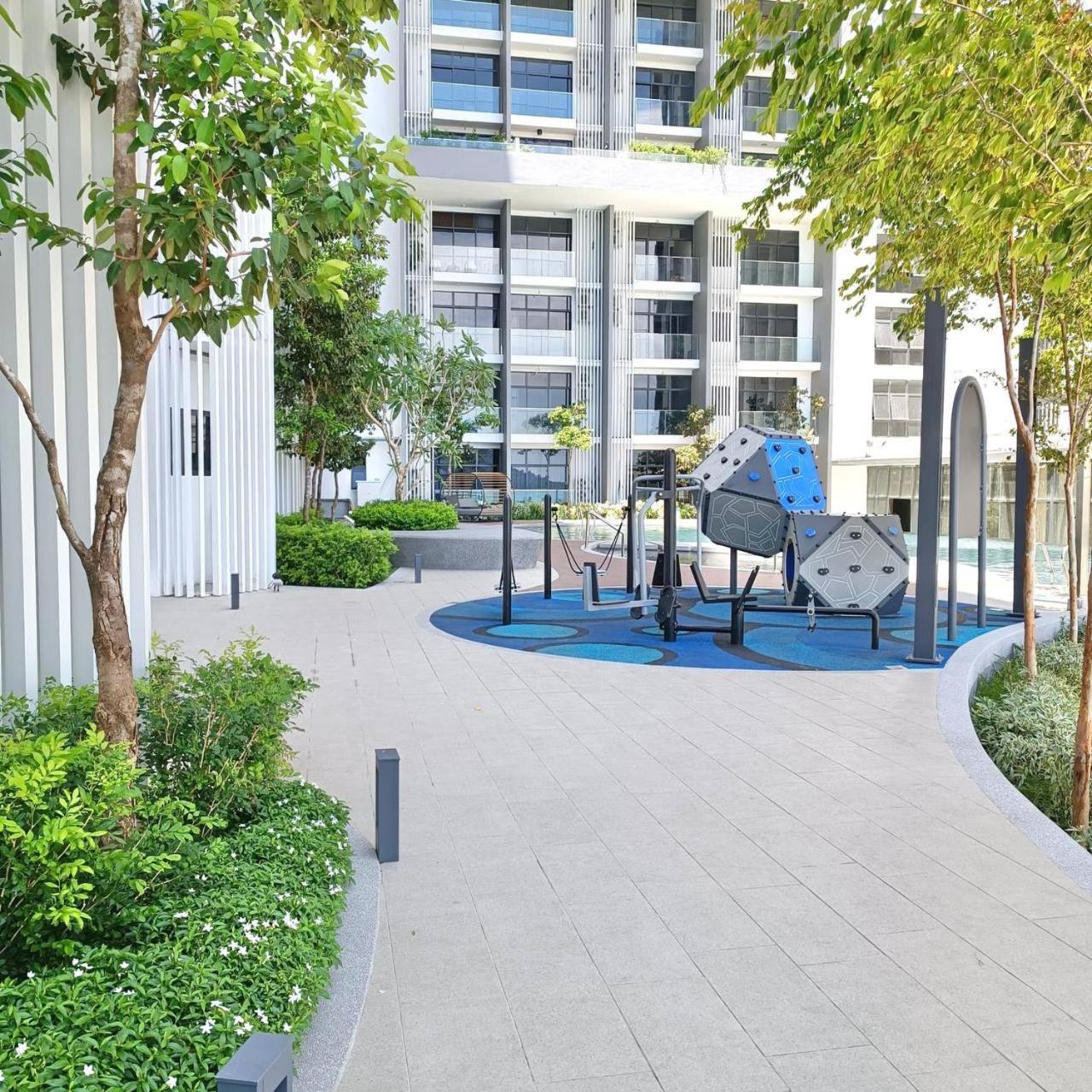 Covesign Suite, The Shore Kota Kinabalu Exterior foto